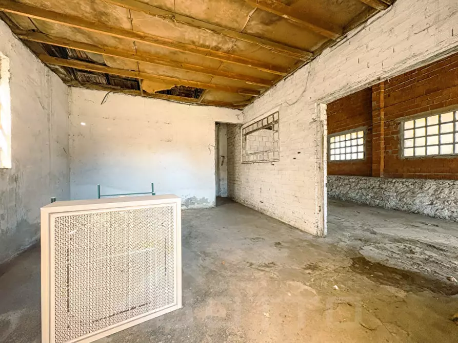 Immagine 9 di Magazzino in vendita  in via opagliolo 19 a San Maurizio D'opaglio