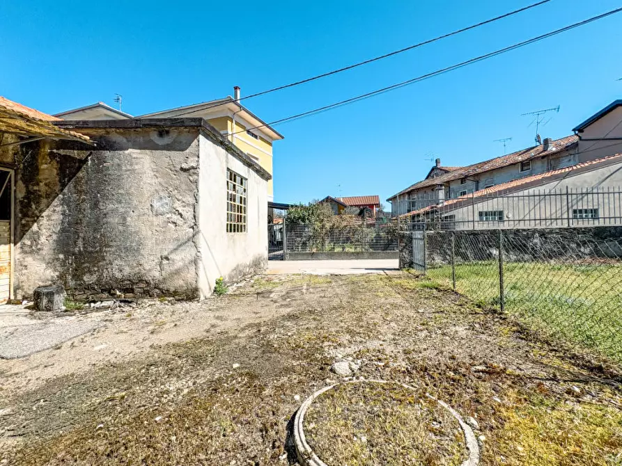 Immagine 12 di Magazzino in vendita  in via opagliolo 19 a San Maurizio D'opaglio