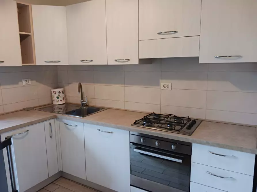 Immagine 10 di Appartamento in affitto  in Via Nicola Fabrizi a Modena