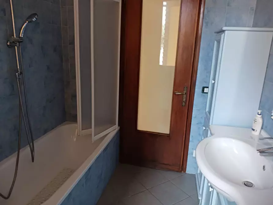 Immagine 42 di Appartamento in affitto  in Via Nicola Fabrizi a Modena