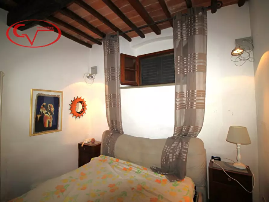 Immagine 13 di Appartamento in vendita  in Via Ammiraglio Ernesto Burzagli a Montevarchi