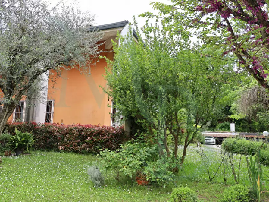 Immagine 28 di Villa in vendita  a Padova