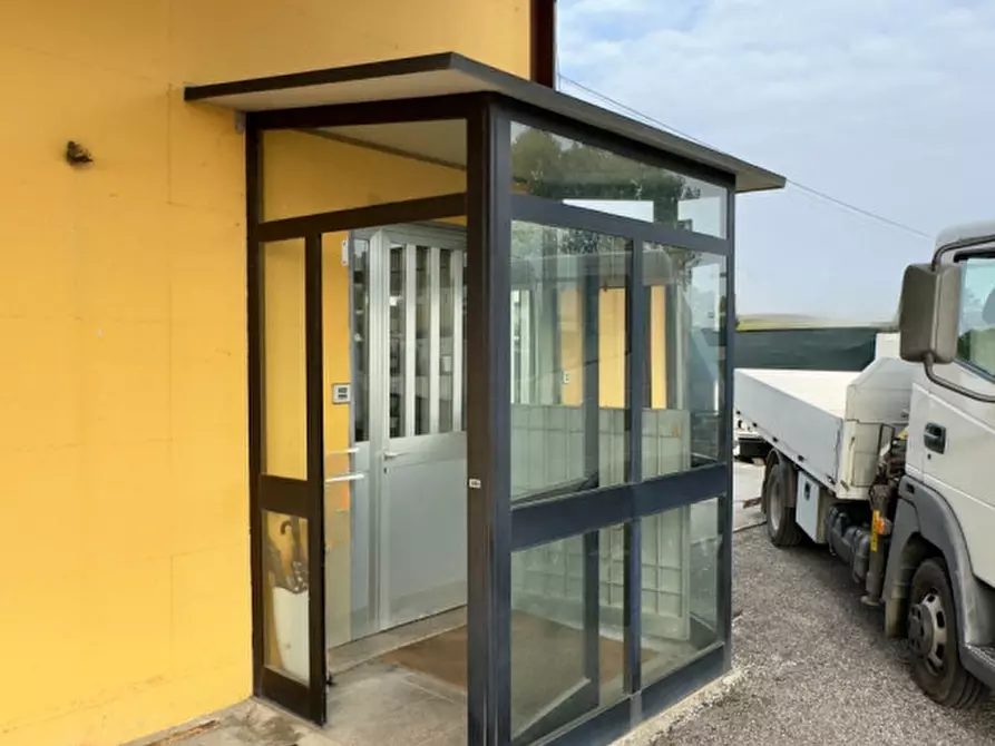 Immagine 14 di Capannone industriale in vendita  in Via Enrico Fermi a Selvazzano Dentro