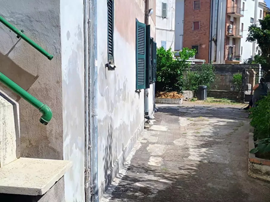 Immagine 14 di Appartamento in vendita  in Vicolo del Labaro a Roma