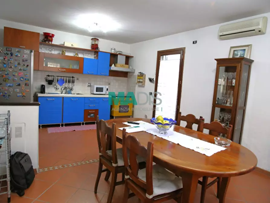 Immagine 4 di Casa indipendente in vendita  in Via Lorenzo da Prato a Prato
