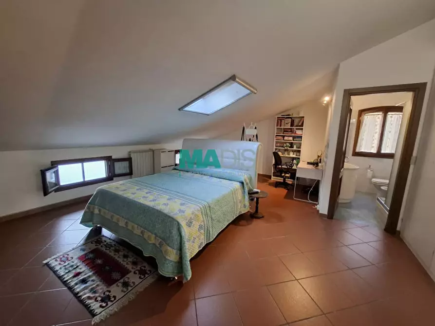 Immagine 15 di Casa indipendente in vendita  in Via Lorenzo da Prato a Prato