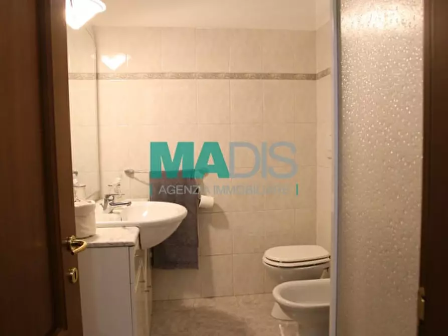 Immagine 26 di Casa indipendente in vendita  in Via Lorenzo da Prato a Prato