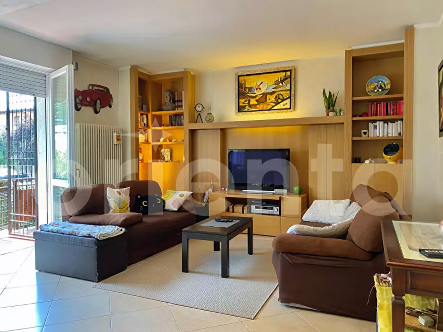 Immagine 2 di Appartamento in vendita  in Via Giovanni Pascoli 40 a Montichiari