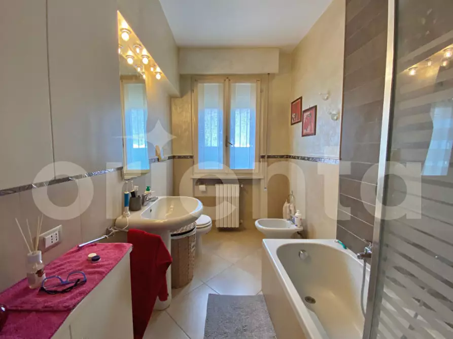 Immagine 12 di Appartamento in vendita  in Via Giovanni Pascoli 40 a Montichiari