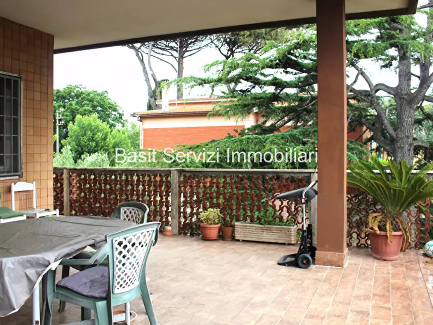 Immagine 2 di Appartamento in vendita  in Via Piave a Pomezia