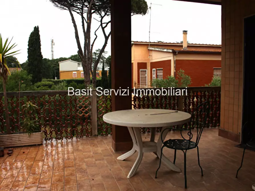 Immagine 17 di Appartamento in vendita  in Via Piave a Pomezia