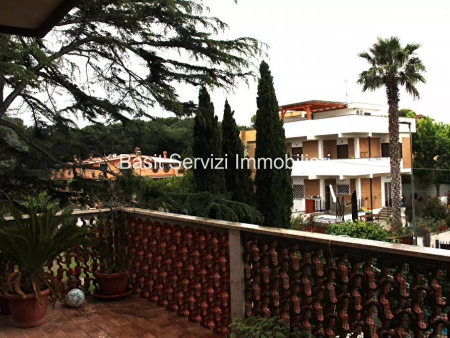 Immagine 21 di Appartamento in vendita  in Via Piave a Pomezia