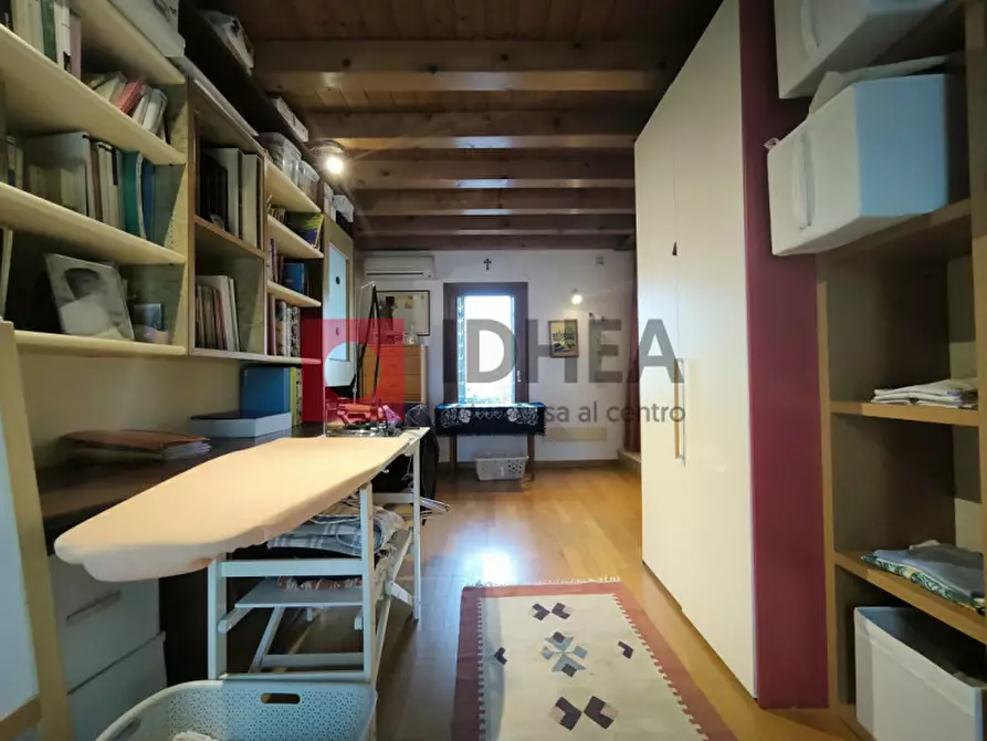 Immagine 43 di Villa in vendita  in Via Giovanni Girardini a Treviso