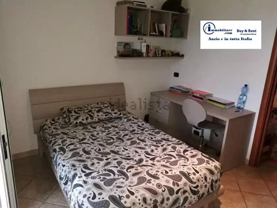 Immagine 10 di Villa in vendita  in VIA DELLA SORGENTE a Sermoneta