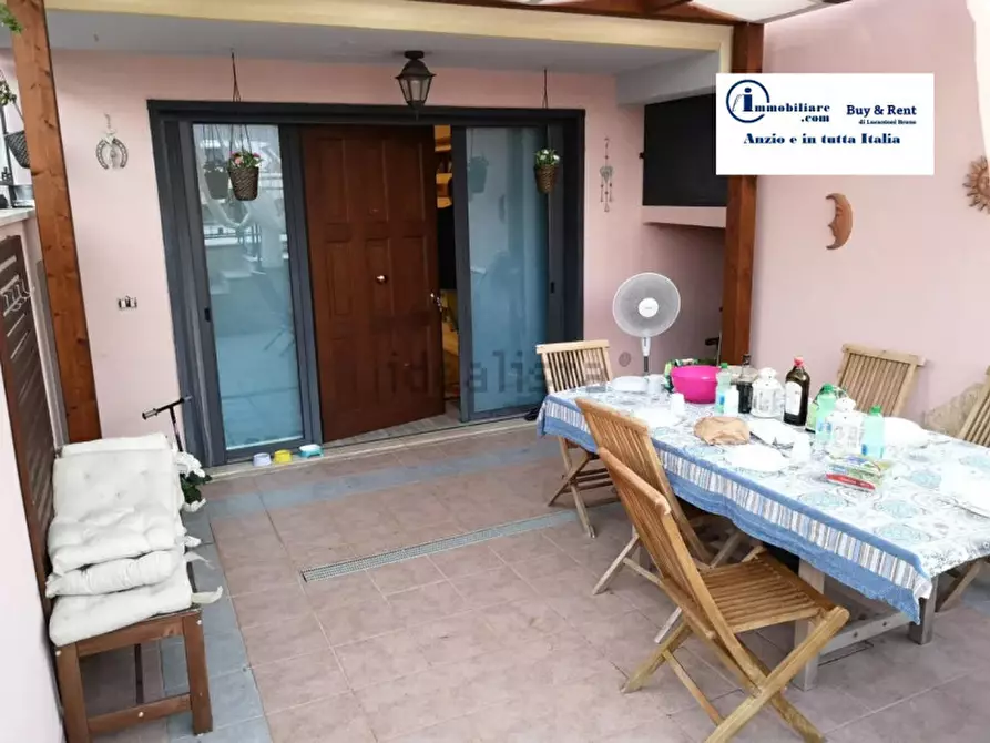 Immagine 15 di Villa in vendita  in VIA DELLA SORGENTE a Sermoneta