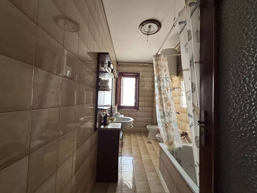 Immagine 10 di Appartamento in vendita  in Via Alcide De Gasperi 131 a Torre Del Greco