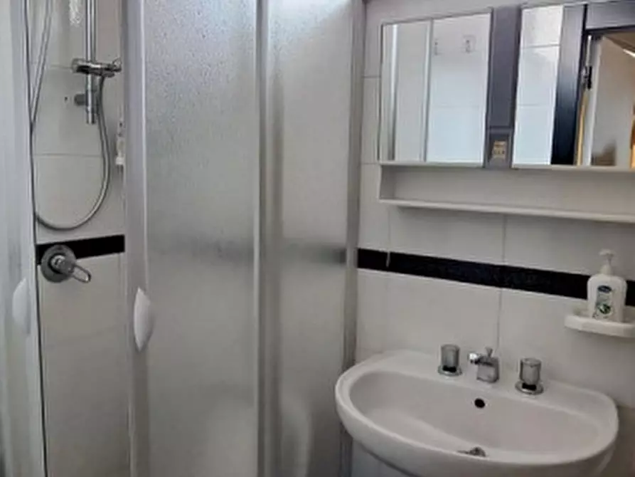 Immagine 20 di Appartamento in vendita  in VIA JEAN JACQUES ROUSSEAU n. 7 Piano 2 a Montescaglioso