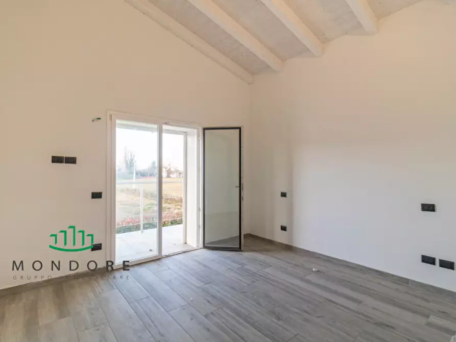 Immagine 9 di Villa in vendita  in Via Persicetana a Sala Bolognese