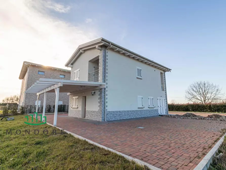 Immagine 26 di Villa in vendita  in Via Persicetana a Sala Bolognese