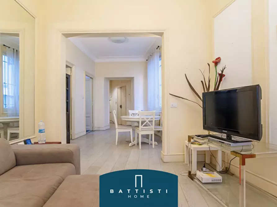 Immagine 6 di Appartamento in vendita  in Passeggiata di Ripetta a Roma