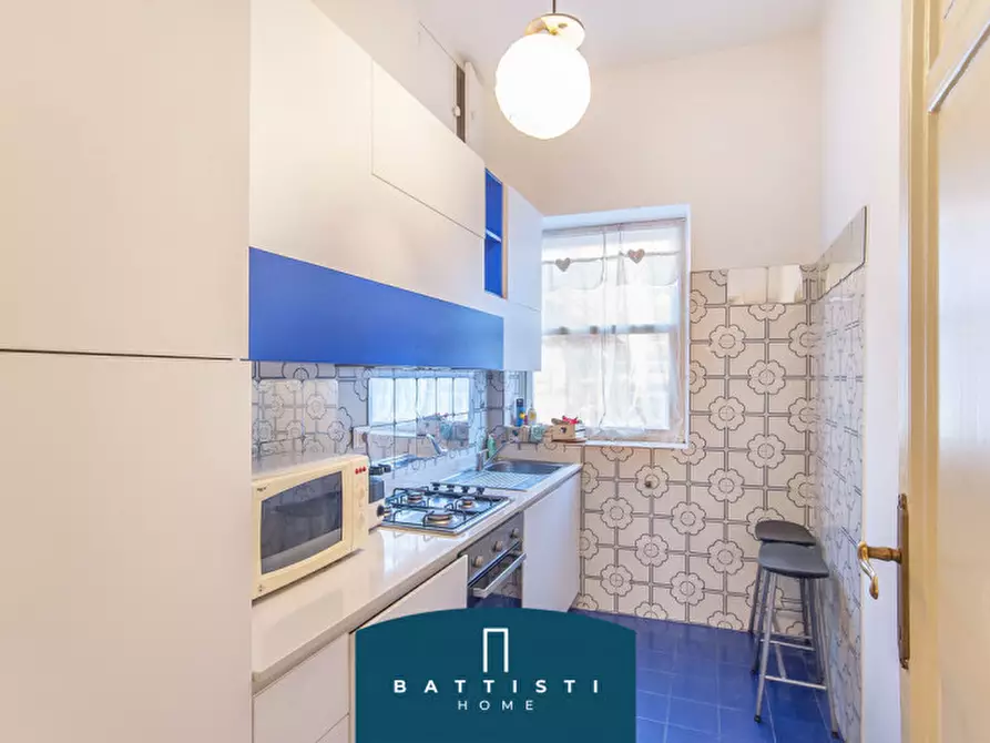 Immagine 13 di Appartamento in vendita  in Passeggiata di Ripetta a Roma