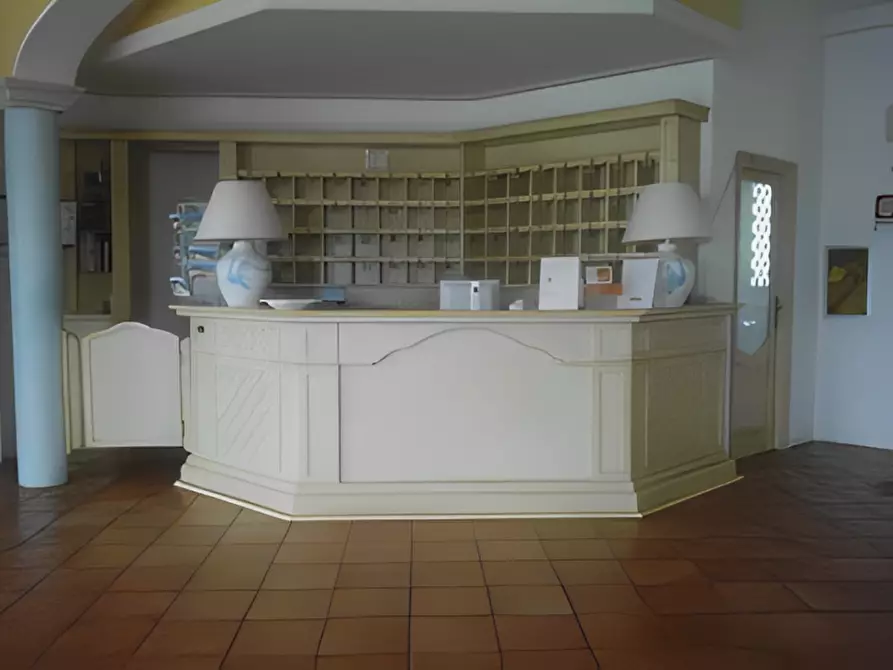 Immagine 3 di Hotel in vendita  in via Caprera n.19 a Luogosanto