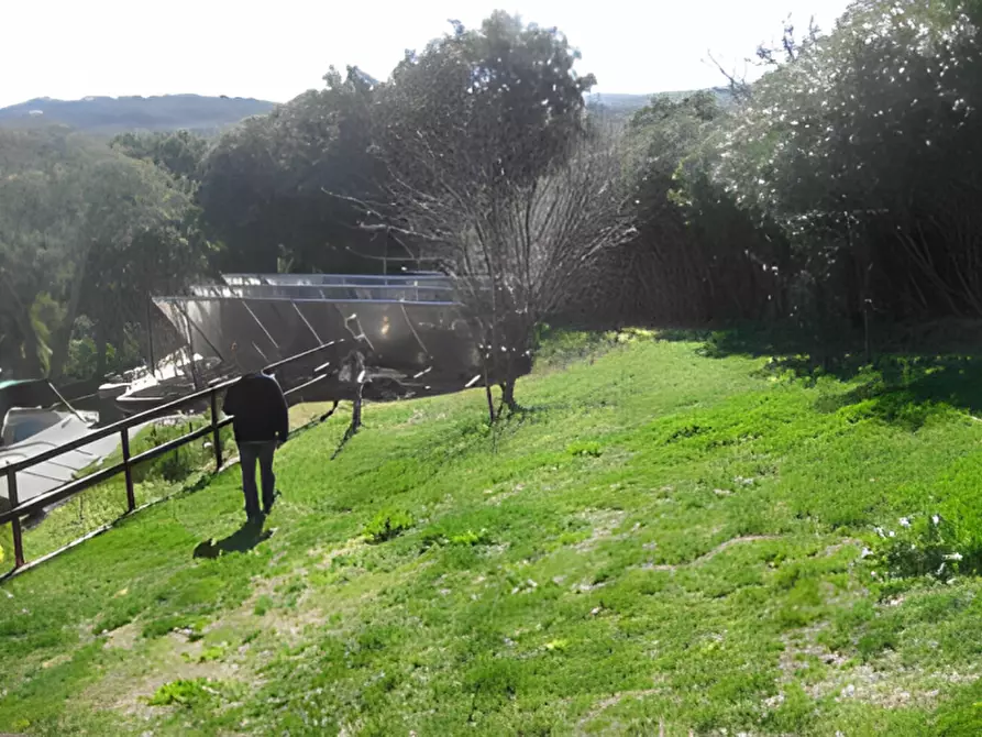 Immagine 11 di Hotel in vendita  in via Caprera n.19 a Luogosanto