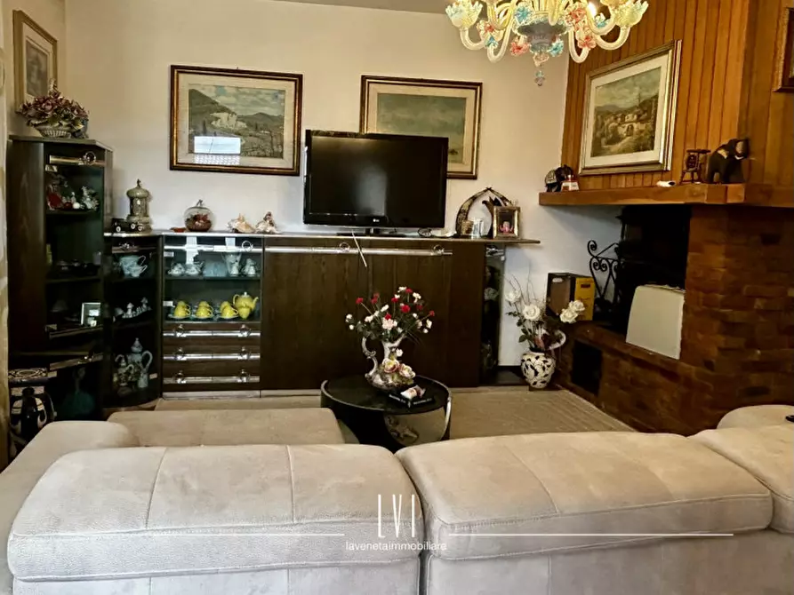 Immagine 5 di Casa bifamiliare in vendita  in via rossini 53 a Spinea