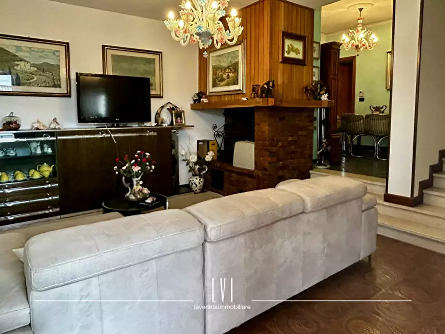 Immagine 6 di Casa bifamiliare in vendita  in via rossini 53 a Spinea