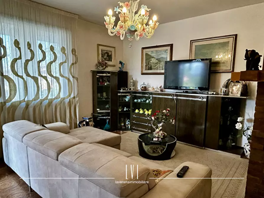 Immagine 8 di Casa bifamiliare in vendita  in via rossini 53 a Spinea