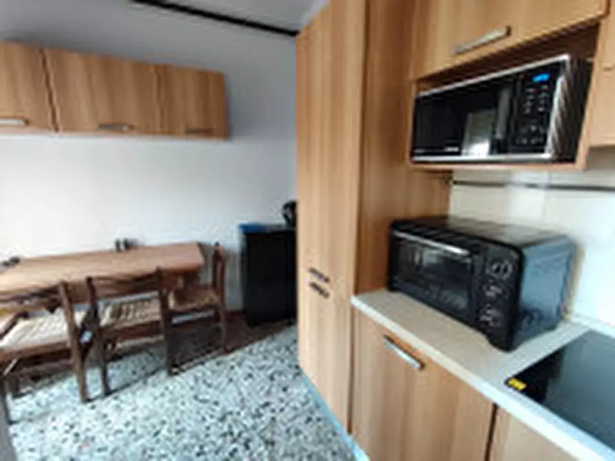 Immagine 10 di Camera in affitto  in via Dei Colli 87 a Padova