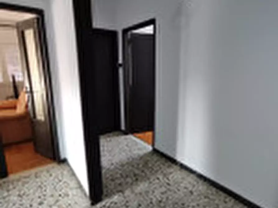 Immagine 13 di Camera in affitto  in via Dei Colli 87 a Padova