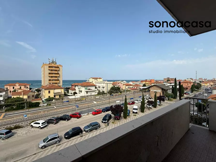 Immagine 3 di Appartamento in vendita  in Via Quattro Novembre 4 a Mondolfo