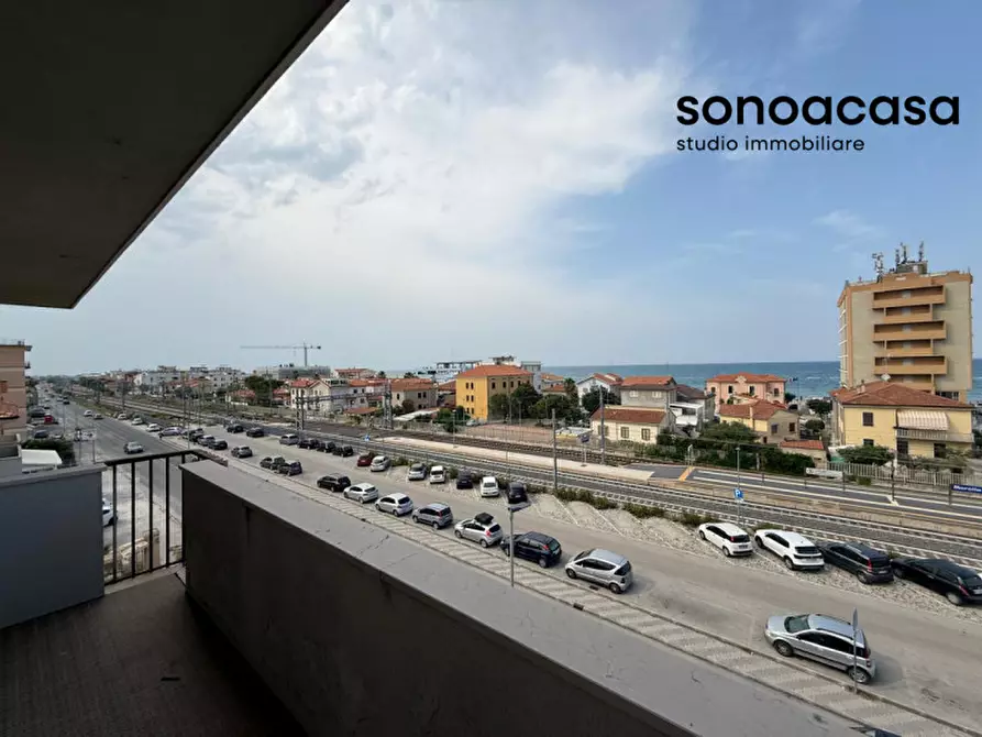 Immagine 15 di Appartamento in vendita  in Via Quattro Novembre 4 a Mondolfo