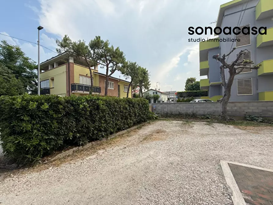 Immagine 24 di Appartamento in vendita  in Via Quattro Novembre 4 a Mondolfo