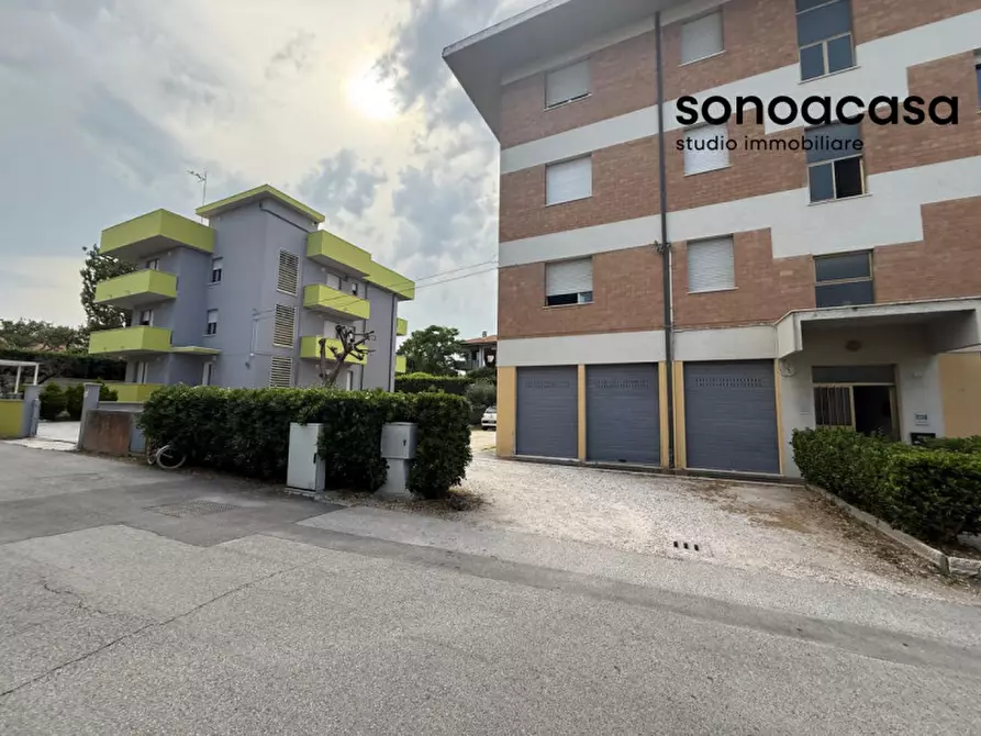 Immagine 28 di Appartamento in vendita  in Via Quattro Novembre 4 a Mondolfo