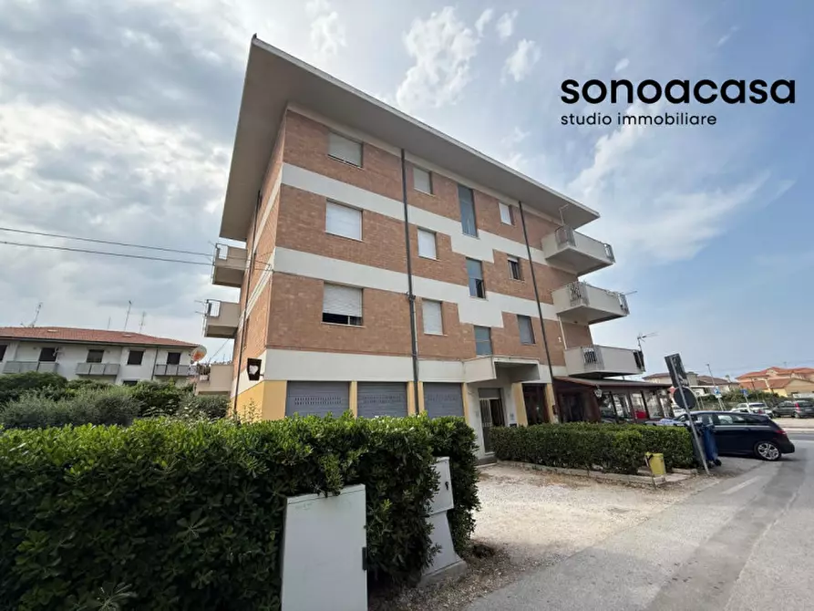 Immagine 29 di Appartamento in vendita  in Via Quattro Novembre 4 a Mondolfo