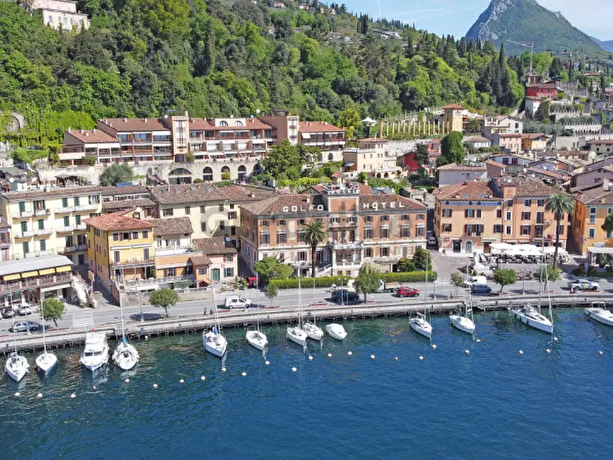 Immagine 3 di Hotel in vendita  in Via Aquilani a Toscolano-Maderno
