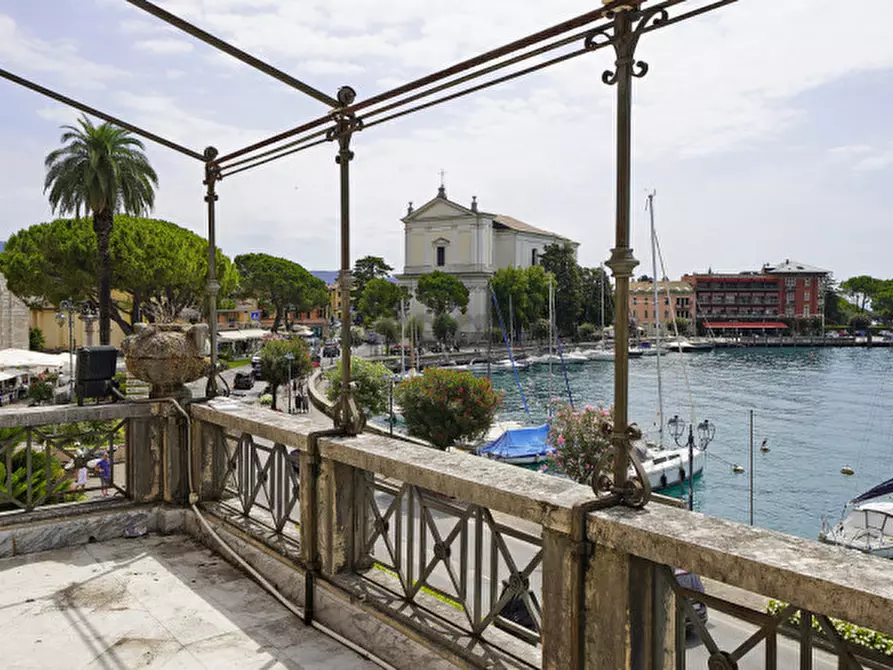 Immagine 32 di Hotel in vendita  in Via Aquilani a Toscolano-Maderno