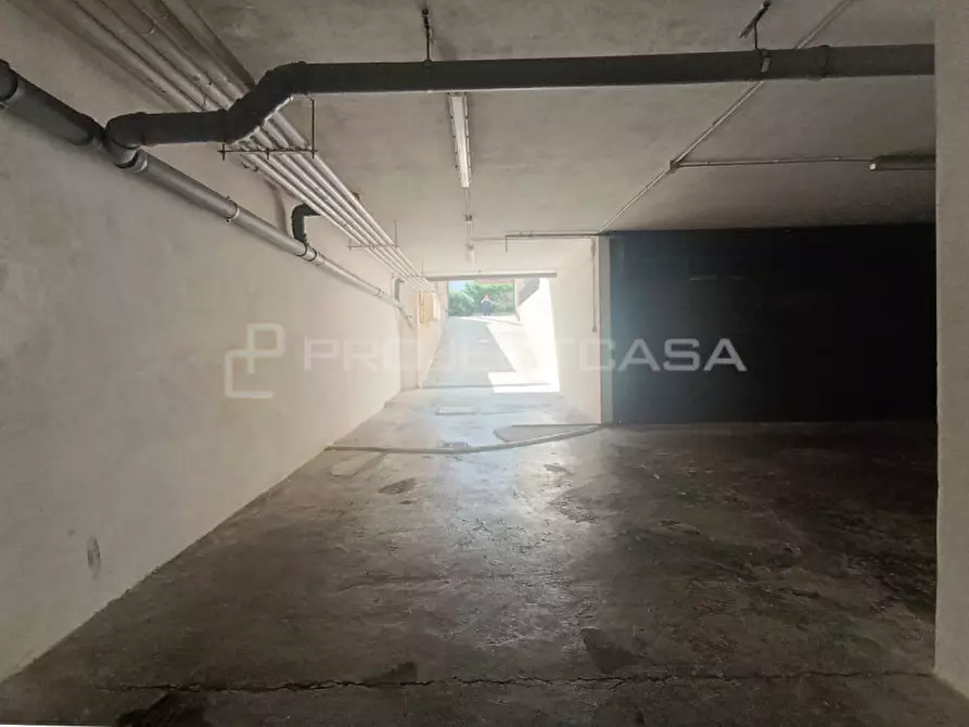 Immagine 5 di Garage in vendita  in Via Francesco Negro a Maglie