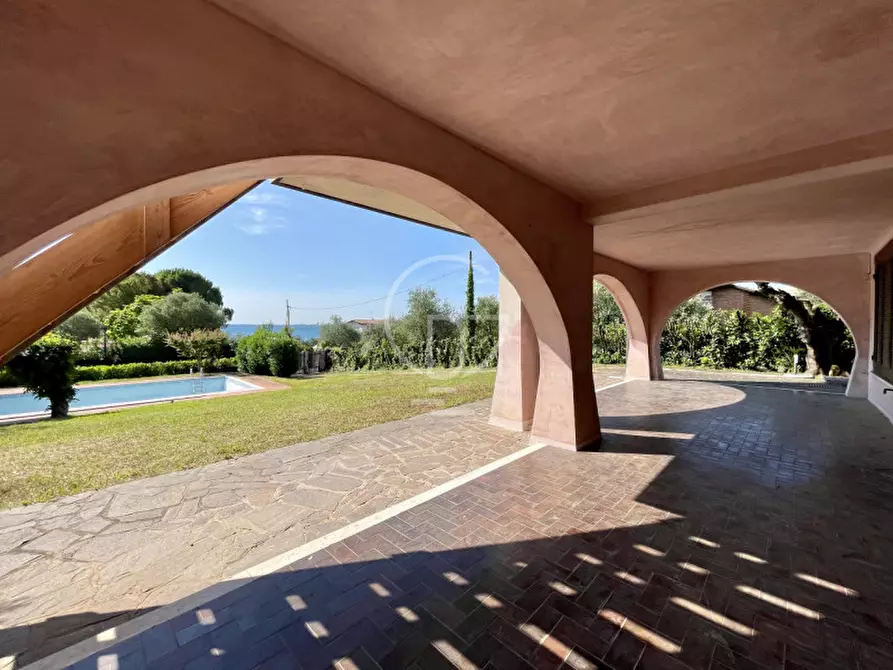 Immagine 5 di Villa in vendita  in Via Del Porto a Moniga Del Garda
