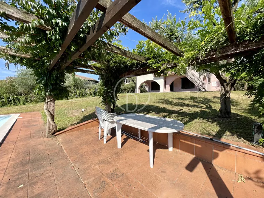 Immagine 11 di Villa in vendita  in Via Del Porto a Moniga Del Garda
