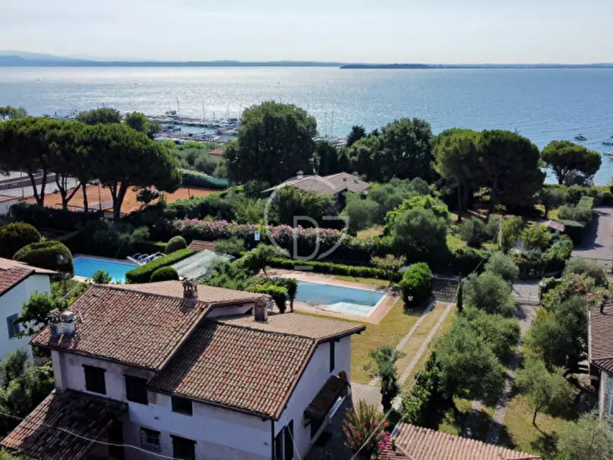 Immagine 19 di Villa in vendita  in Via Del Porto a Moniga Del Garda