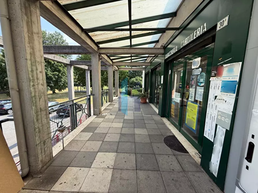 Immagine 5 di Attività commerciale in vendita  in via Paolo Veronese 30 a Brescia