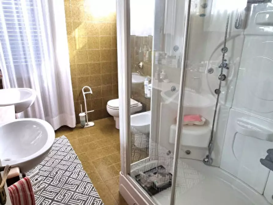 Immagine 8 di Villa in vendita  a Selvazzano Dentro