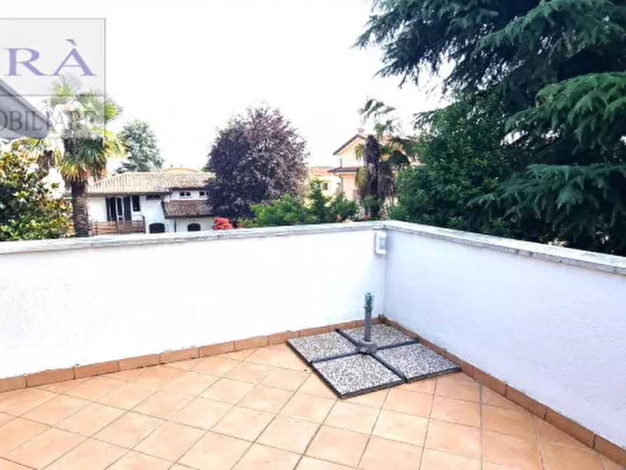 Immagine 14 di Villa in vendita  a Selvazzano Dentro