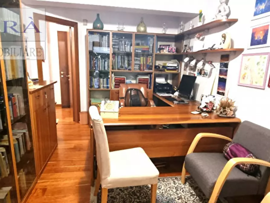 Immagine 17 di Villa in vendita  a Selvazzano Dentro