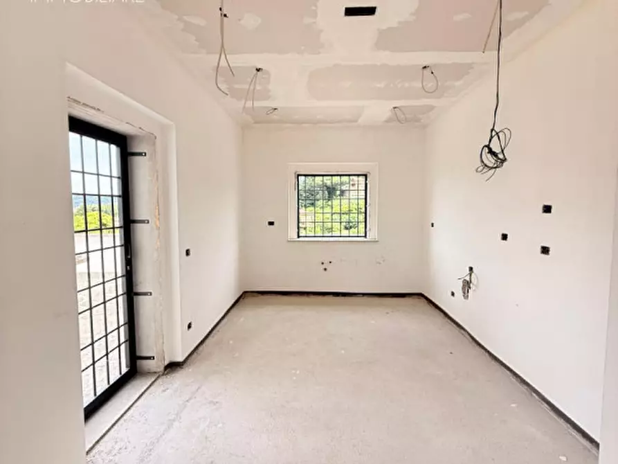 Immagine 9 di Villa in vendita  in via di frascati 236 a Rocca Di Papa