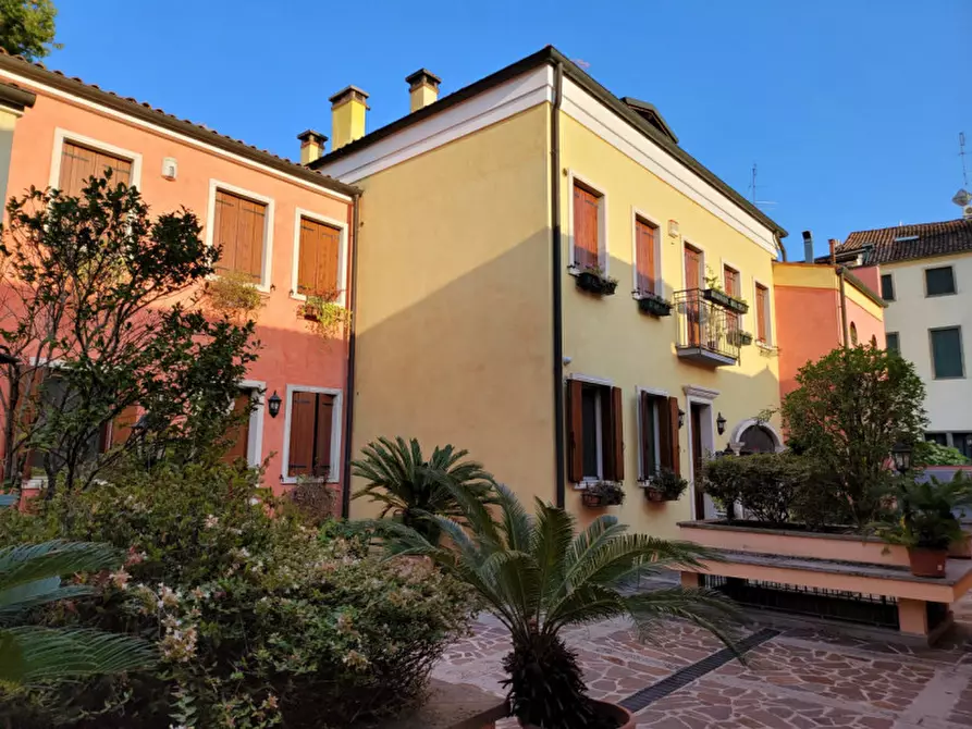 Immagine 3 di Villetta a schiera in vendita  a Padova