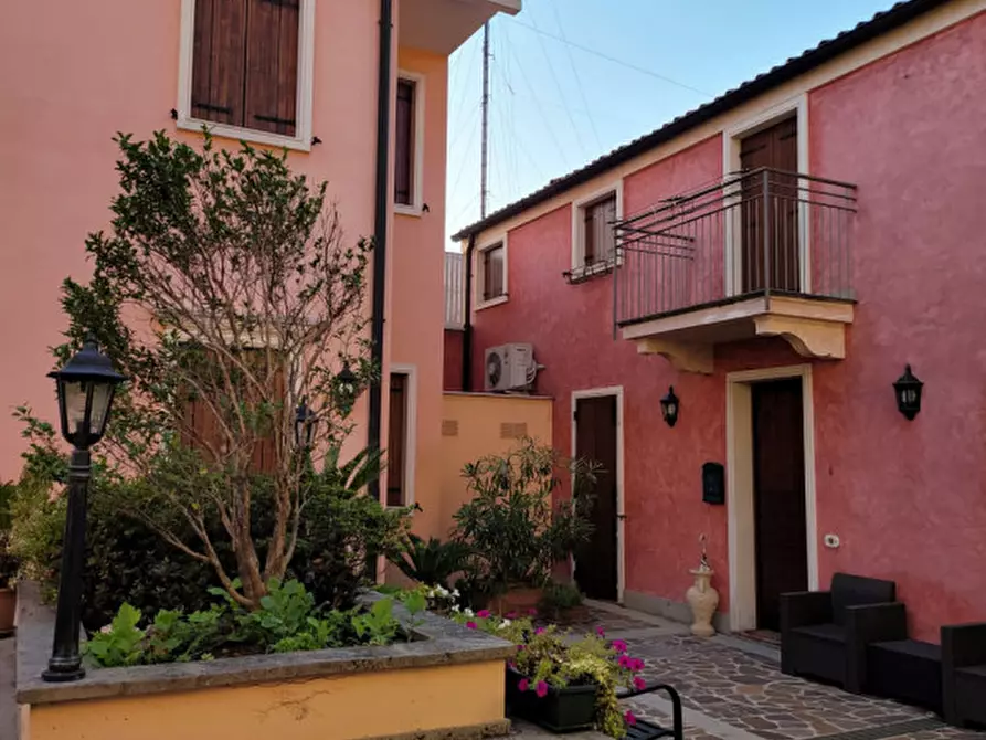 Immagine 5 di Villetta a schiera in vendita  a Padova